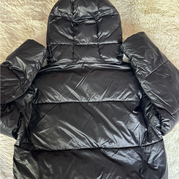 Fabletics Black Puffer Jacket - Picture 4 of 5